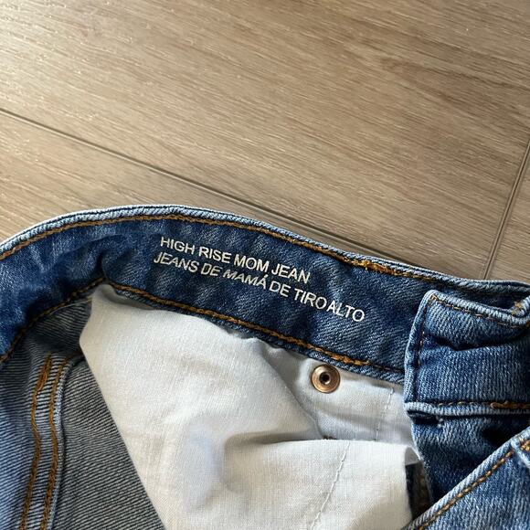 Wild Fable Women’s High Rise Distressed Mom Jean Size 00 - Picture 5 of 9